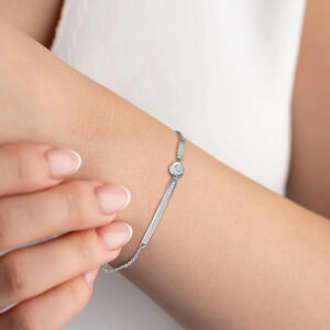 Aether Linea Solitaire Bracelet